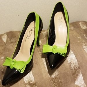 Wild Rose Fall Pumps!  Fall for These Fall Pumps!